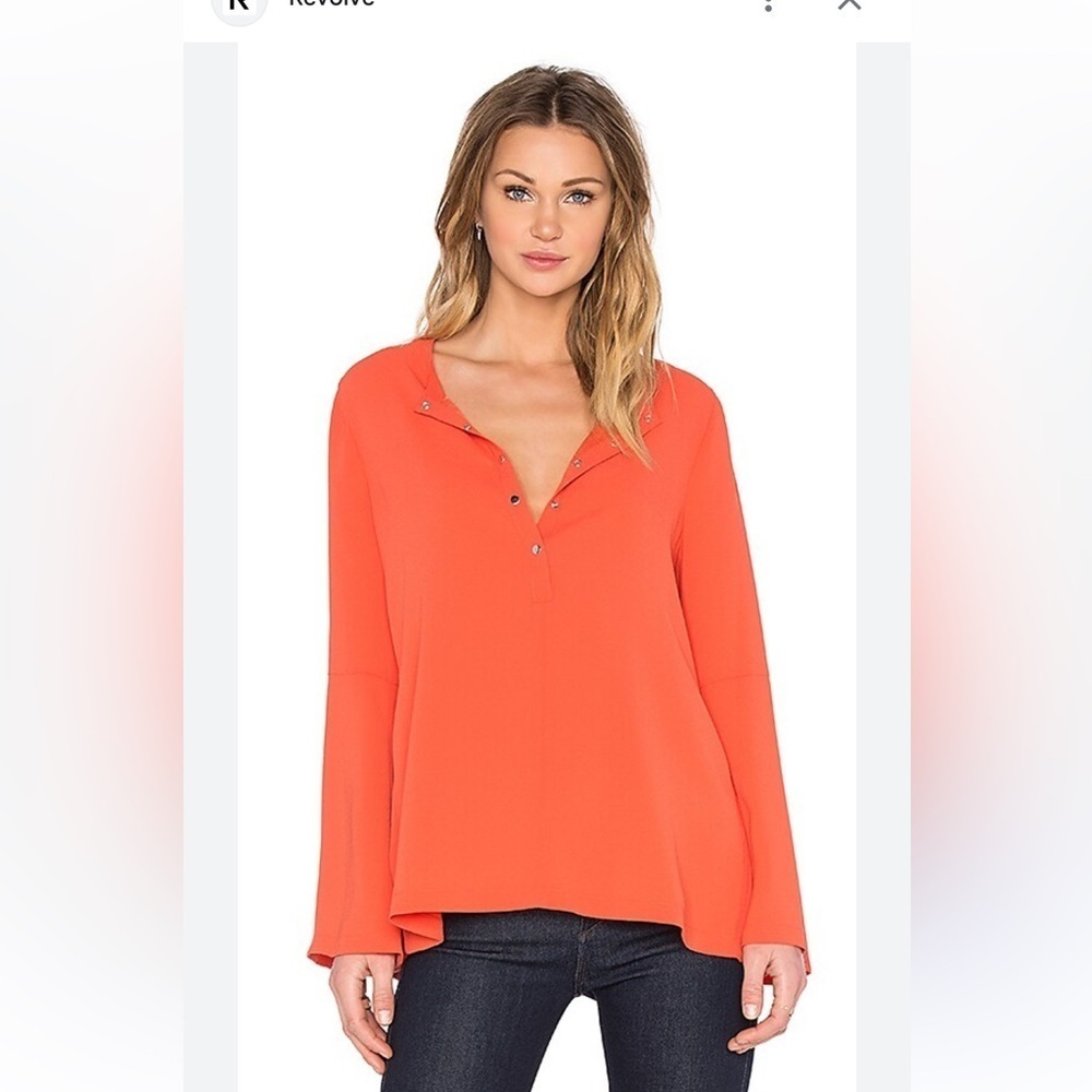 Nataleigh Bell Sleeve Top in Dusty Saffron
BCBGMAXAZRIA